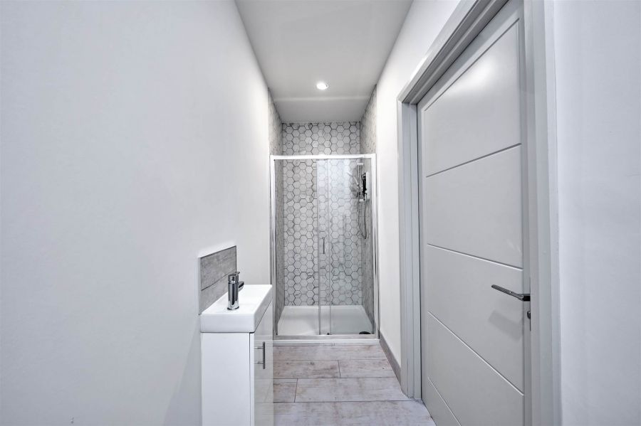 The Dunluce, 5 Nursery Mews