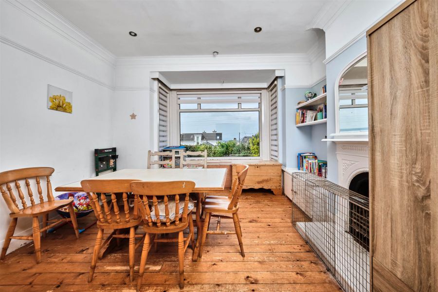 5 Winston Drive