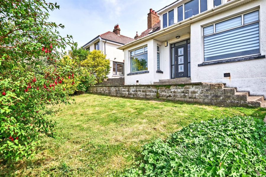 5 Winston Drive
