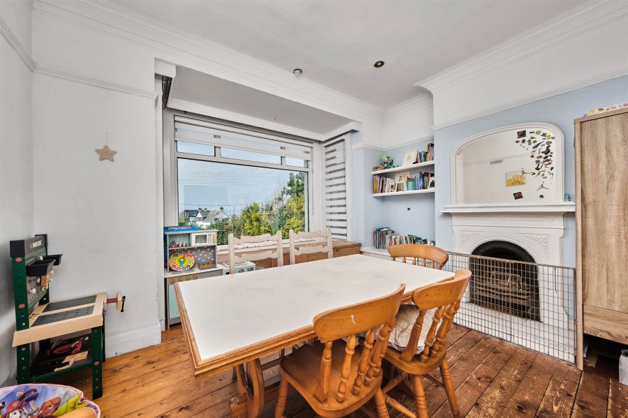 5 Winston Drive