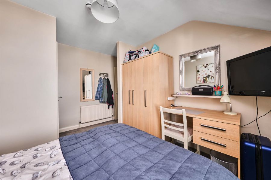 18 Montague Court