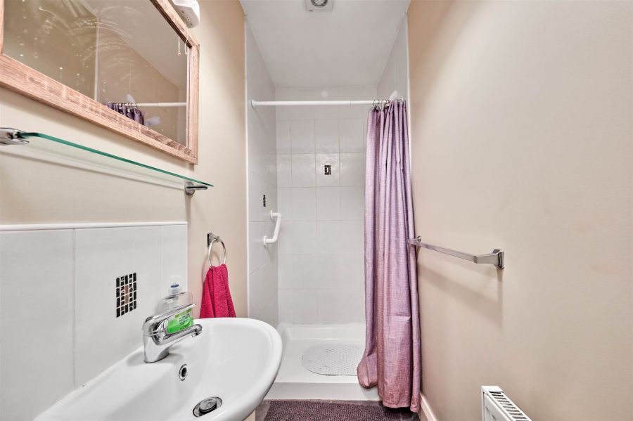 18 Montague Court