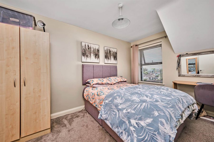 18 Montague Court