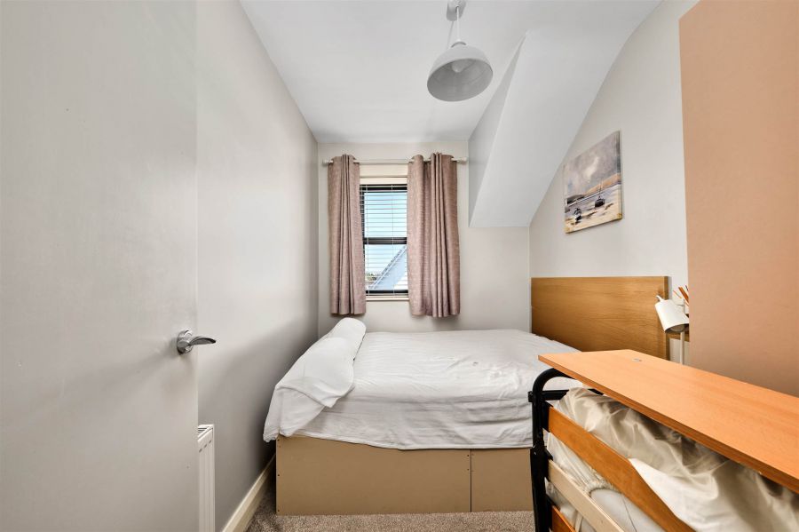 18 Montague Court