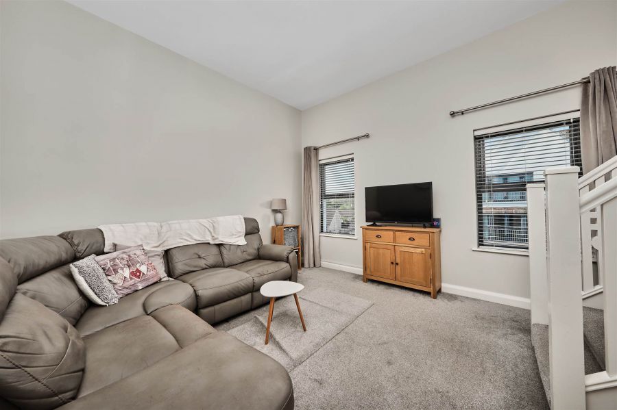 18 Montague Court