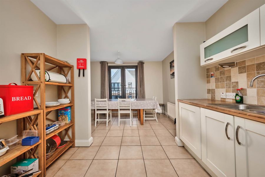 18 Montague Court