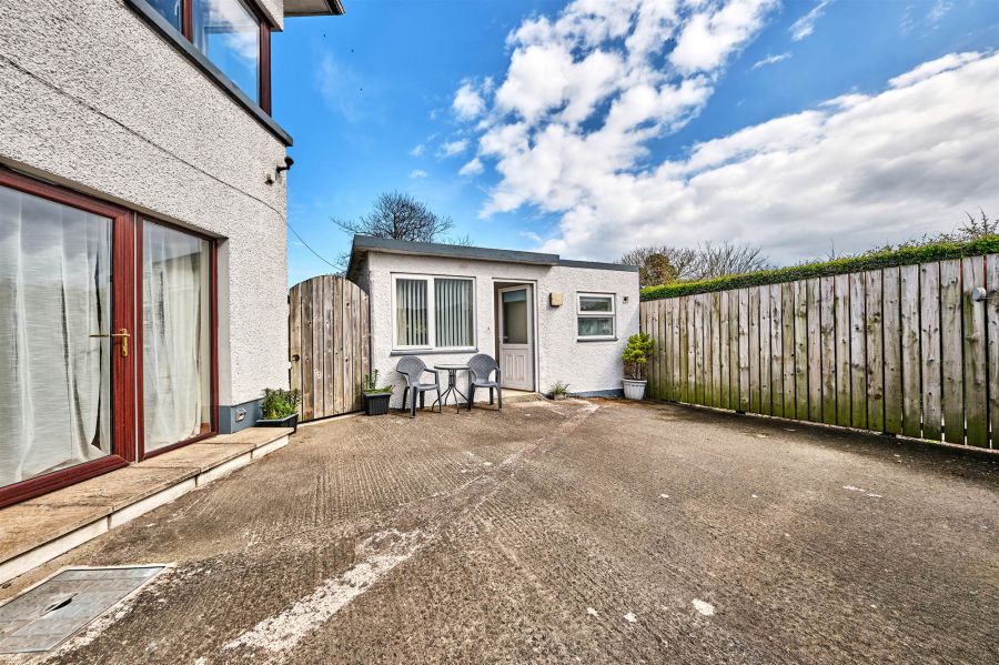 99 Coleraine Road