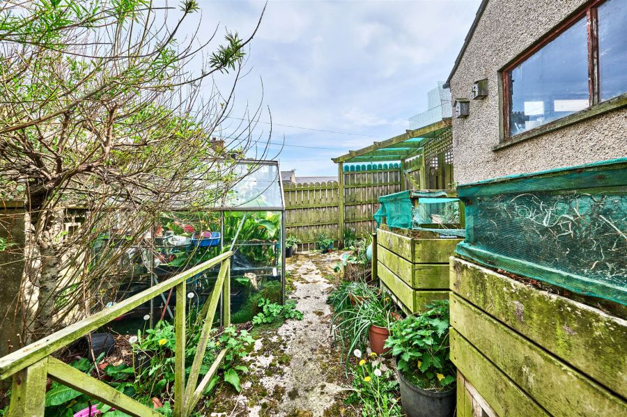 23 Lansdowne Crescent