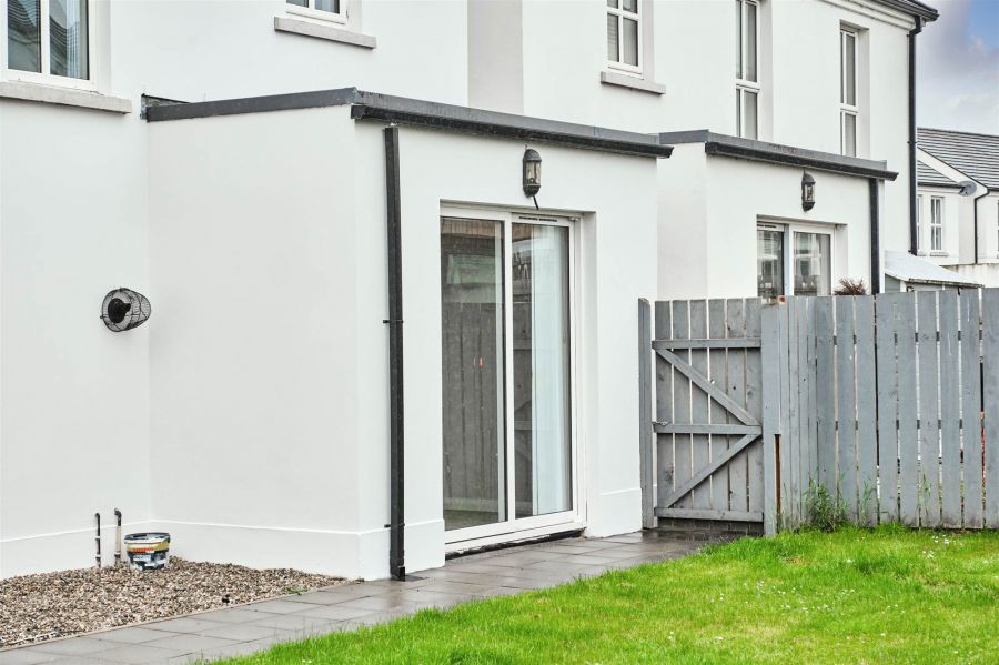 12 Shell Hill Court