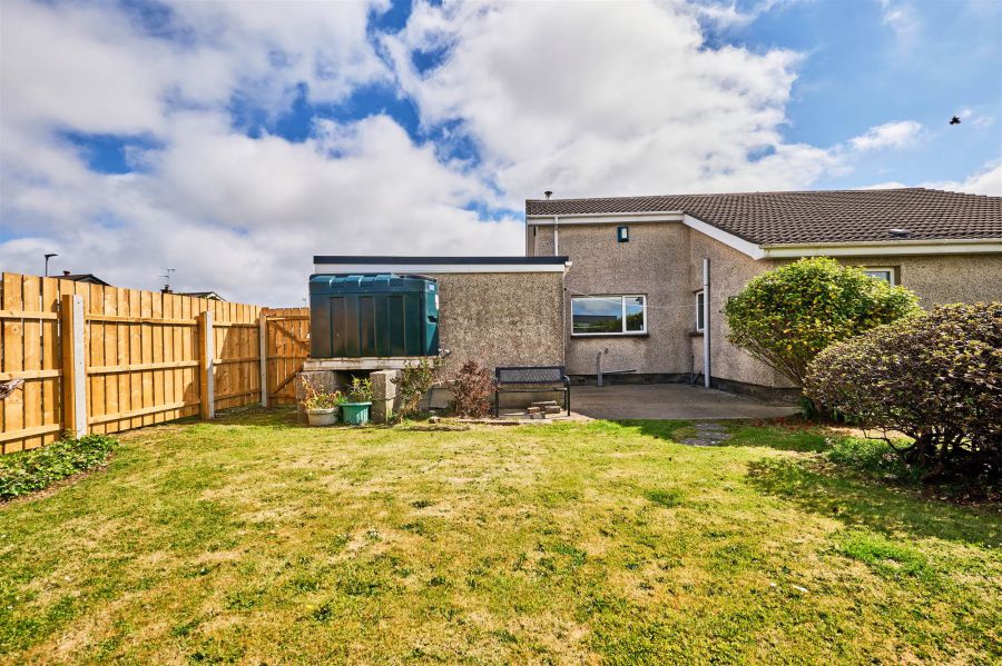 2 Carneybaun Drive