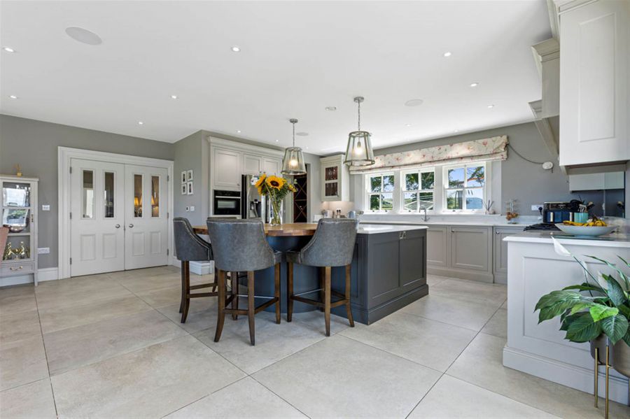 7 Ballymacrea Road