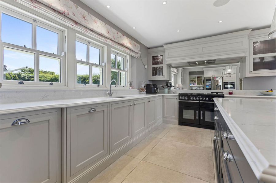 7 Ballymacrea Road