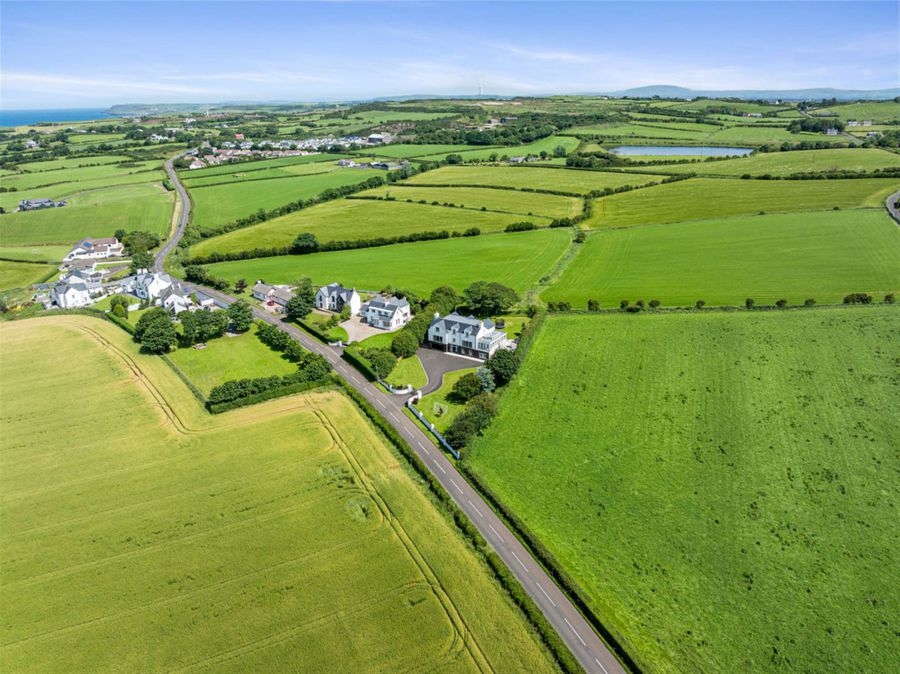 7 Ballymacrea Road