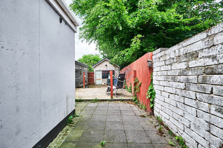 14 Bushmills Road