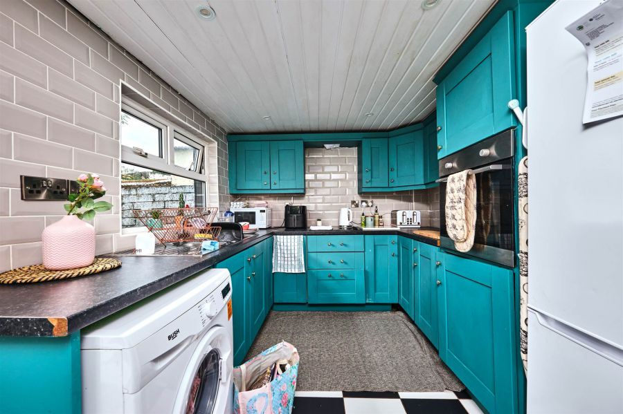 14 Bushmills Road