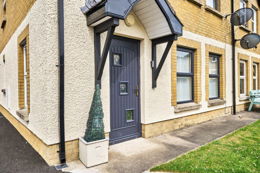 16 Hopefield Grove