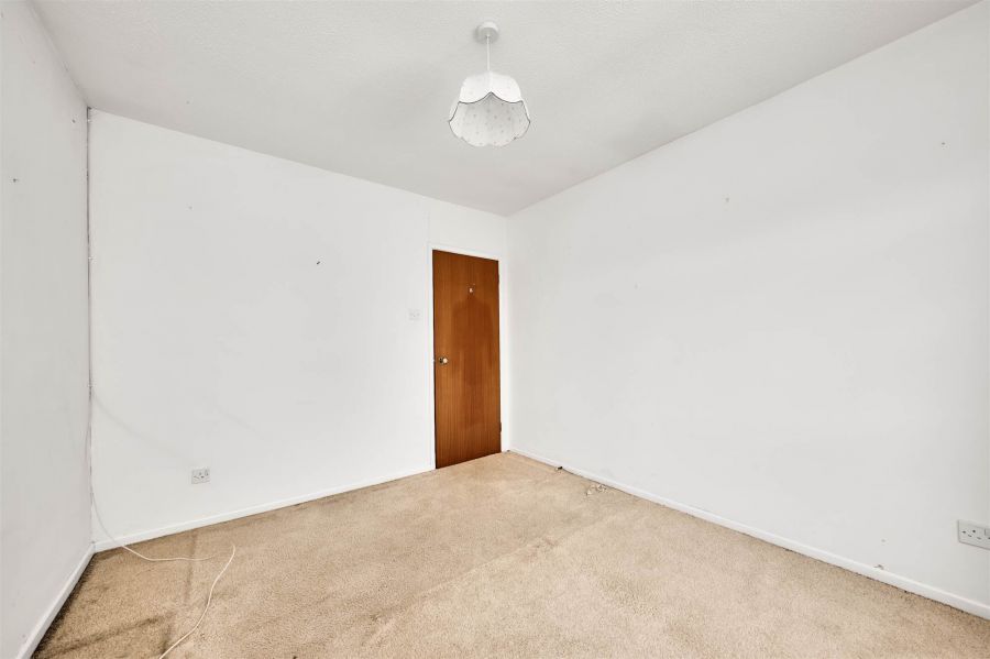 5 Bushfoot Park
