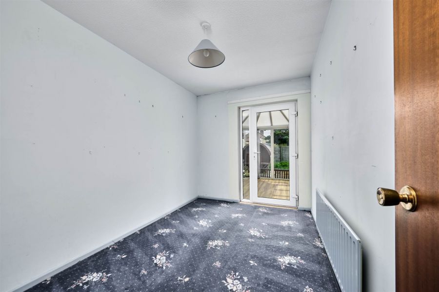 5 Bushfoot Park