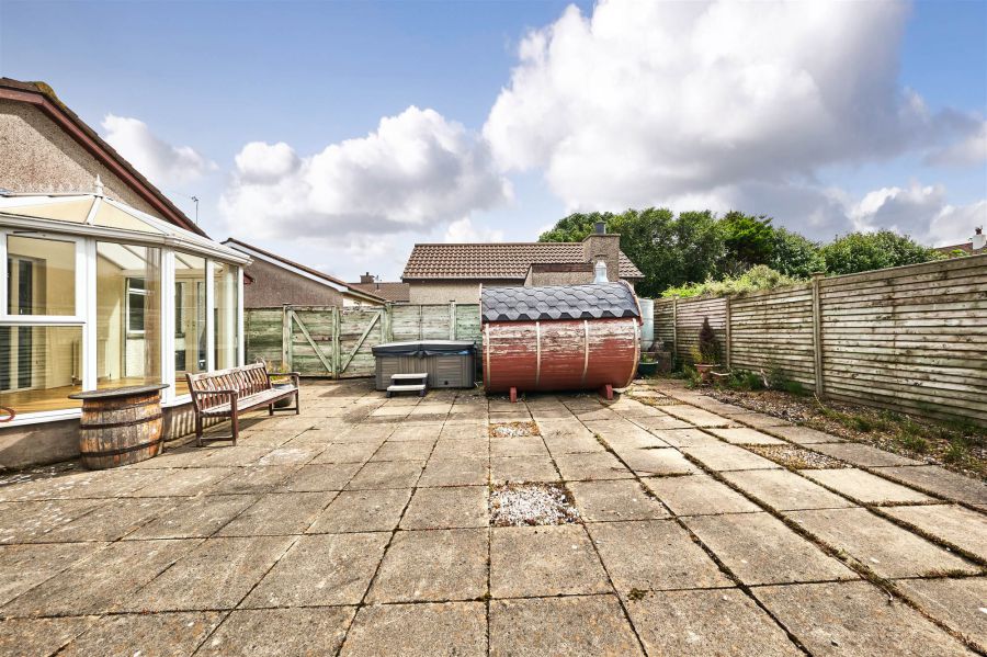5 Bushfoot Park