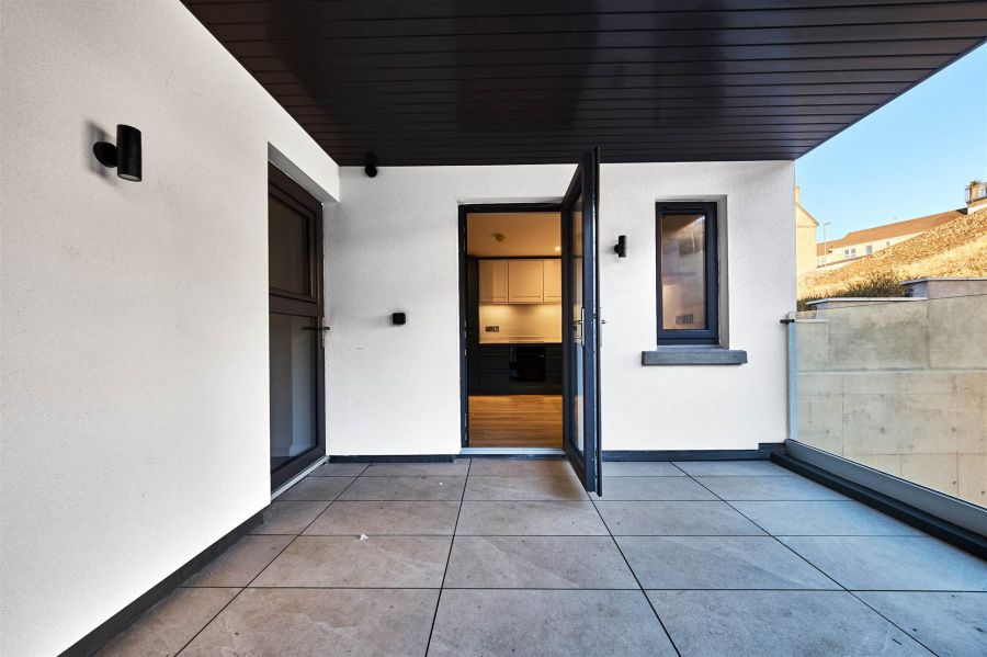 Apartment 1, 17 The Promenade