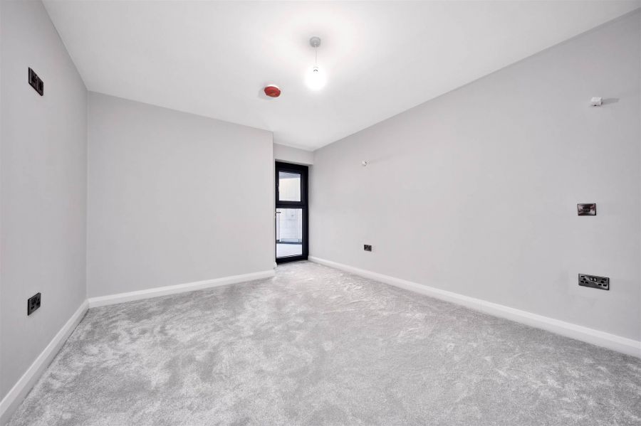Apartment 1, 17 The Promenade