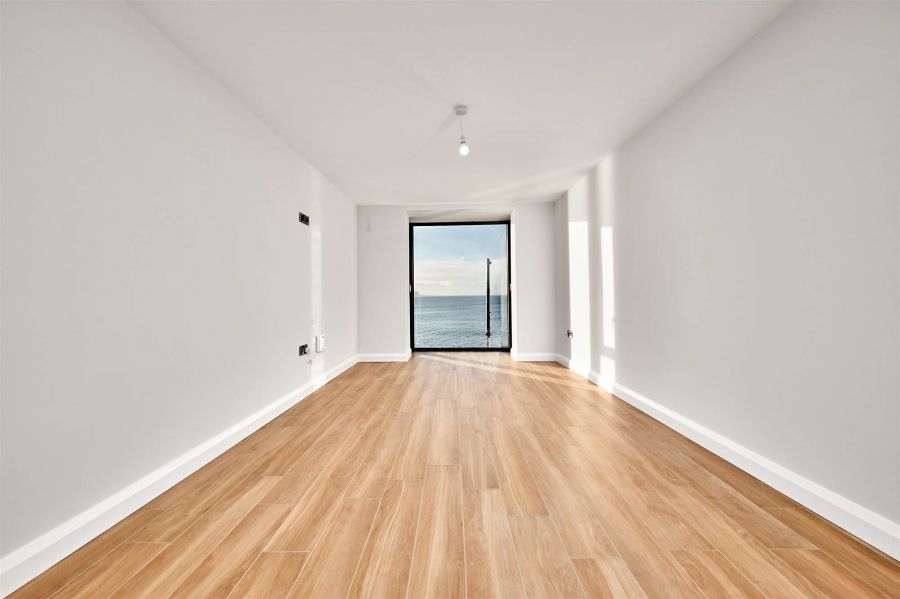 Apartment 3, 17 The Promenade
