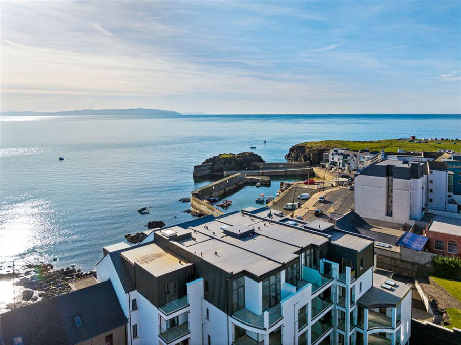 Apartment 3, 17 The Promenade