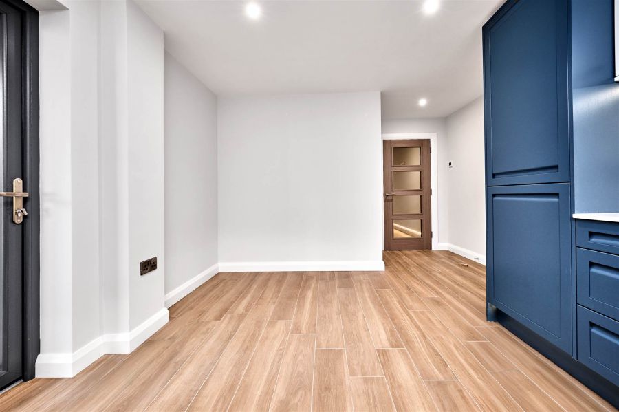 Apartment 3, 17 The Promenade