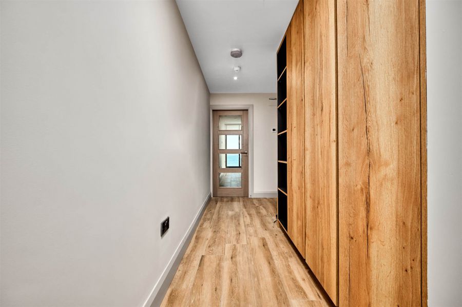 Apartment 6, 18 The Promenade Apartment 6, 18 The Promenade