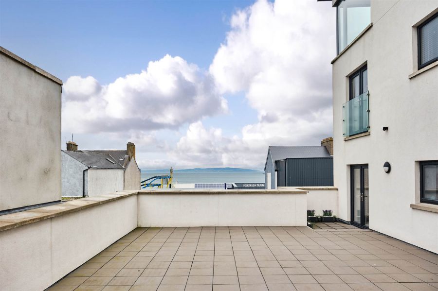 3 Dunluce View Apartments