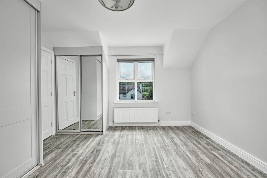 18 Ramoan Avenue
