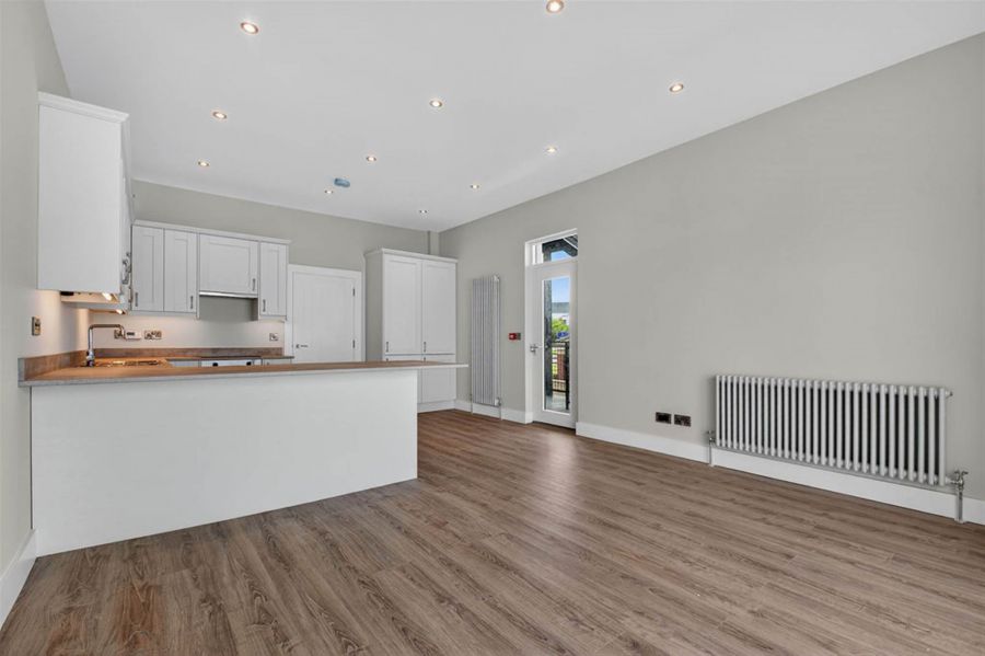 Blackrock Apartments 46B Dhu Varren