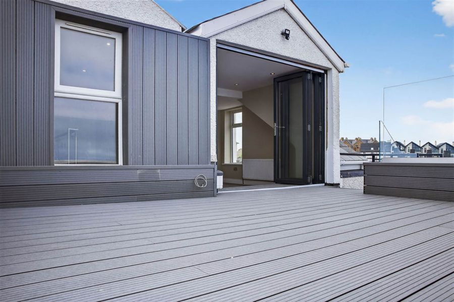 Blackrock Apartments 46D Dhu Varren
