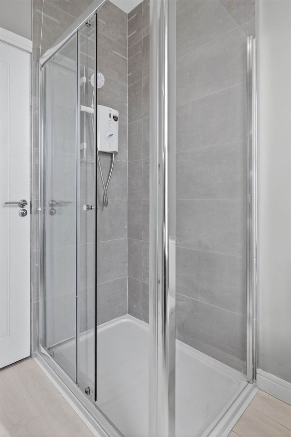 Blackrock Apartments 46D Dhu Varren