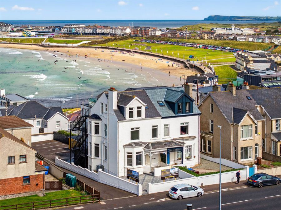 Blackrock Apartments 46D Dhu Varren