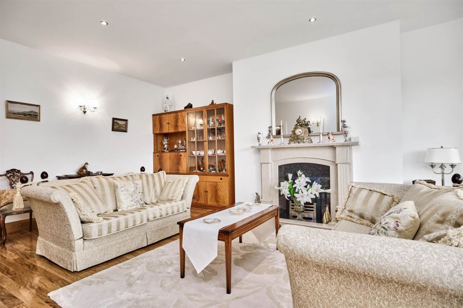 60 Glebe Road