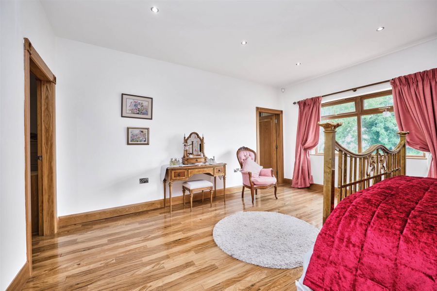 60 Glebe Road