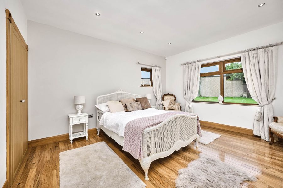 60 Glebe Road