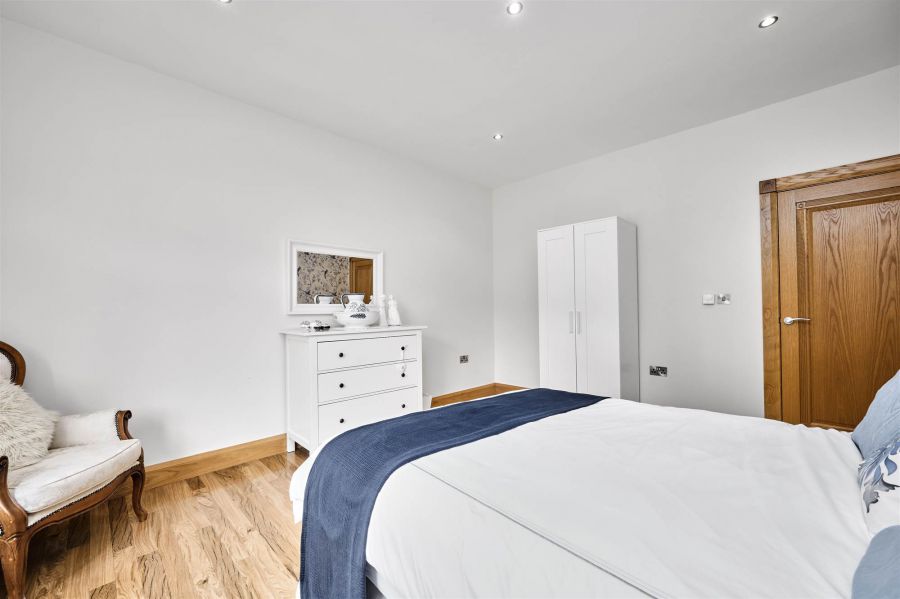 60 Glebe Road