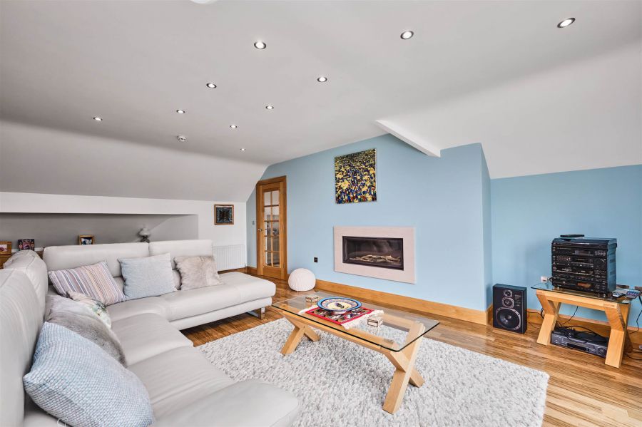 60 Glebe Road