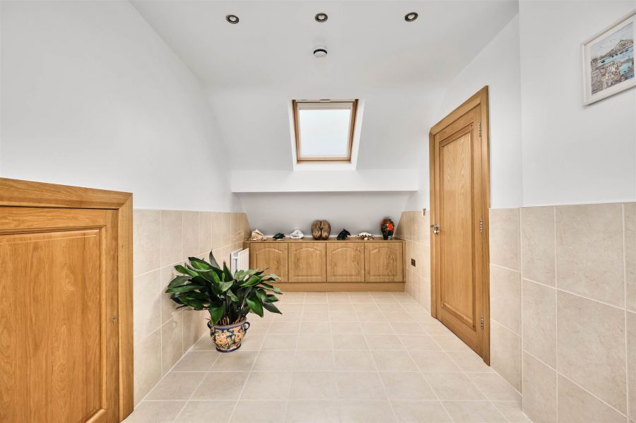60 Glebe Road