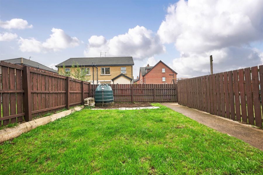 19 Hopefield Gardens
