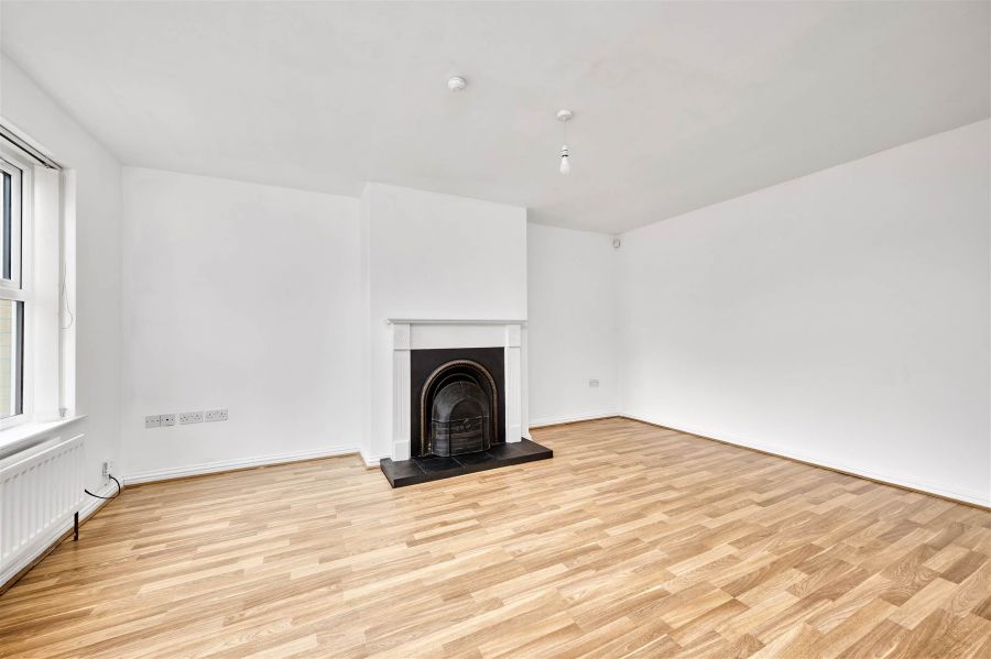 19 Hopefield Gardens