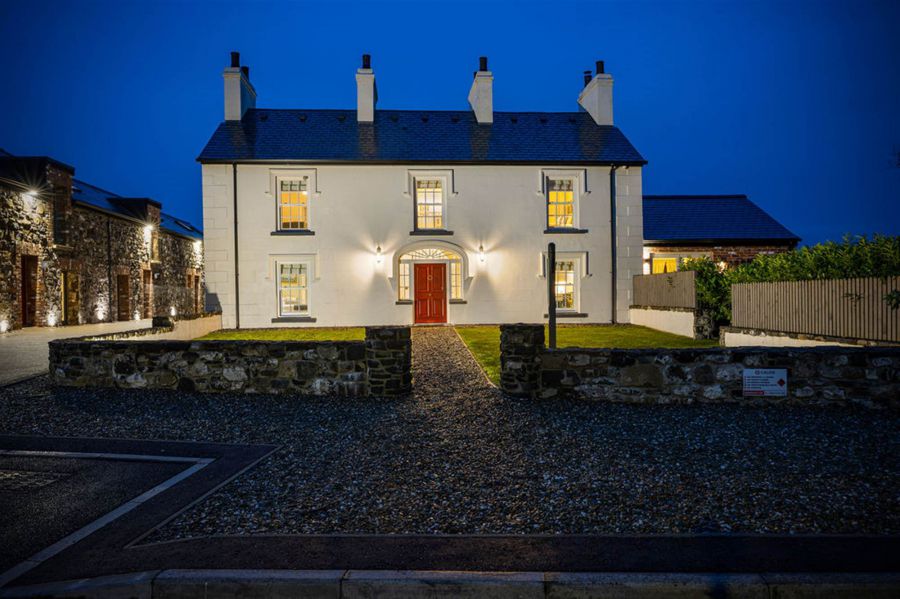 The Farmhouse 6 Corrstown Lane