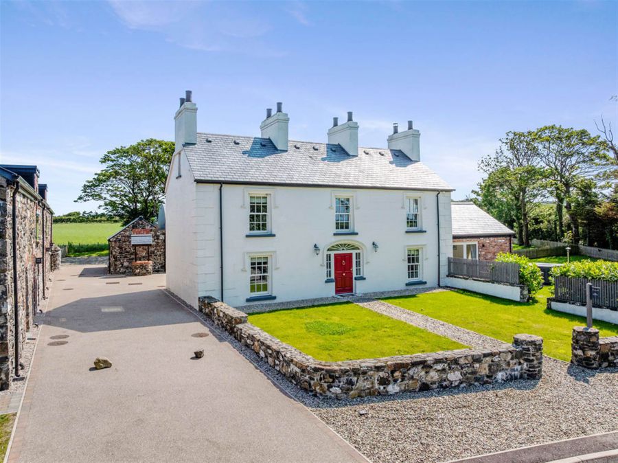 The Farmhouse 6 Corrstown Lane