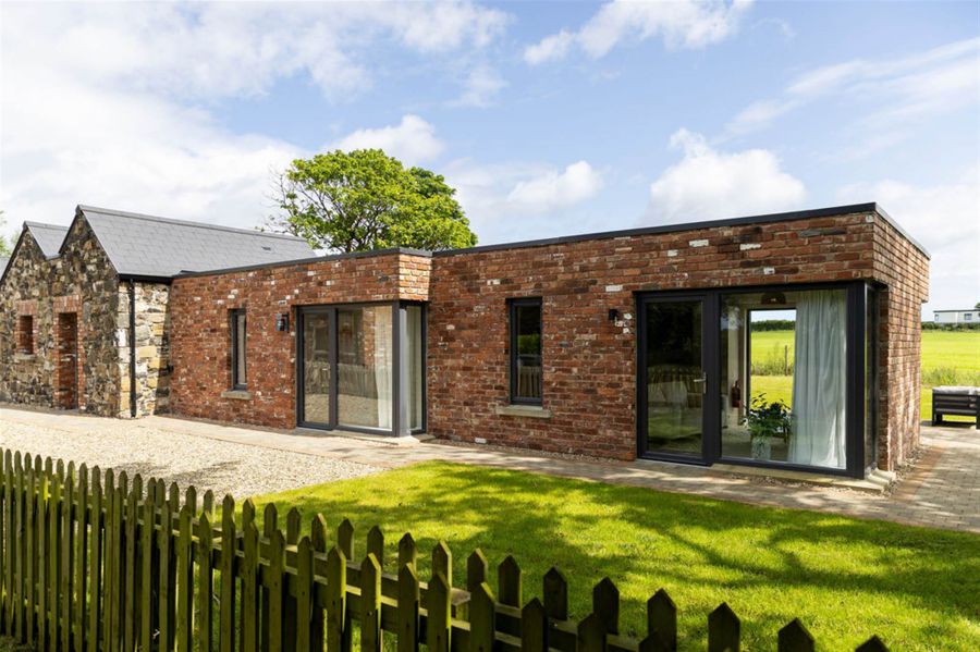 The Byre 5 Corrstown Lane