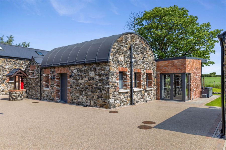 The Barn 4 Corrstown Lane