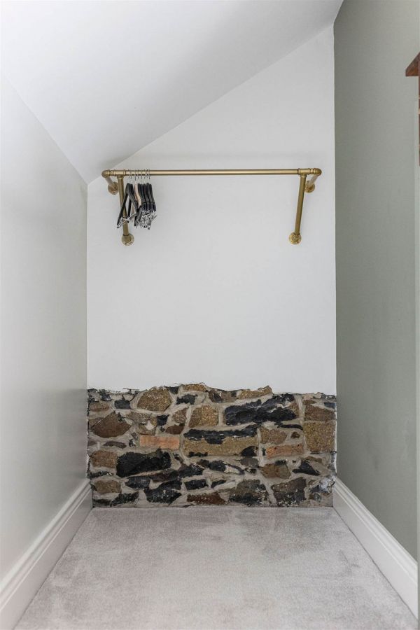 1 Corrstown Lane