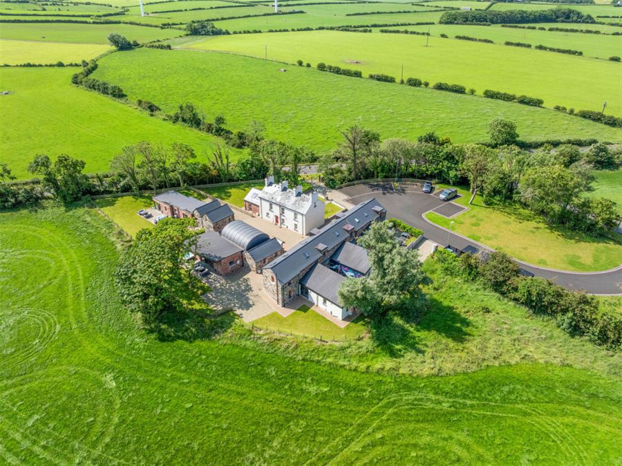 2 Corrstown Lane