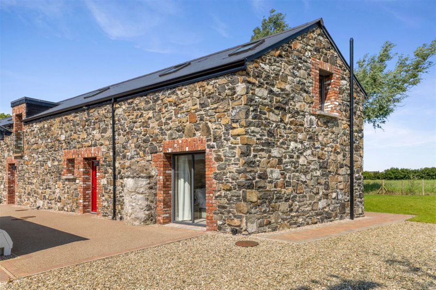 3 Corrstown Lane,portrush, BT56 8FX